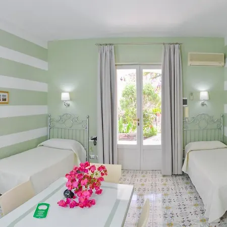 Aparthotel Mendolita Lipari (Isola Lipari)