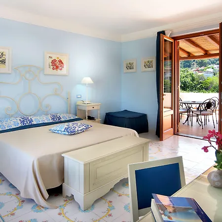 アパートホテル Mendolita 4*