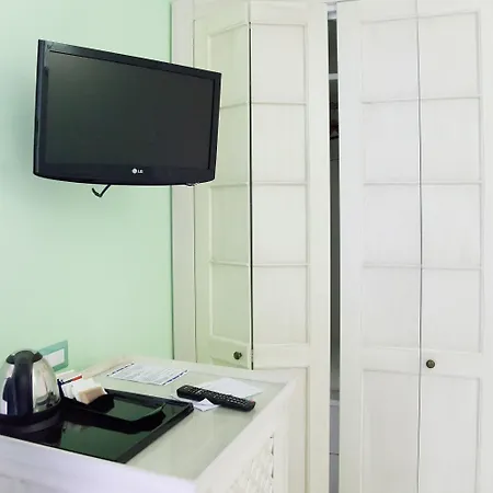 アパートホテル Mendolita リーパリ