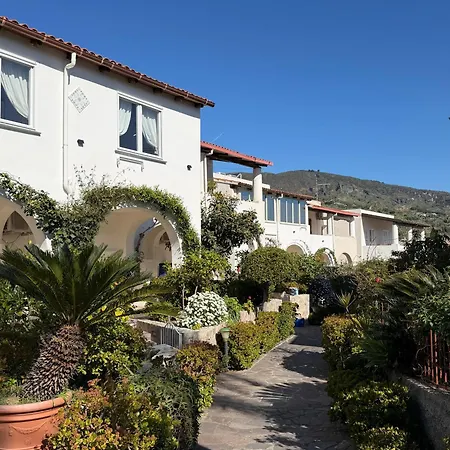 Mendolita Apartmanhotel