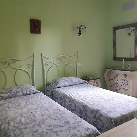 Aparthotel Mendolita 4*